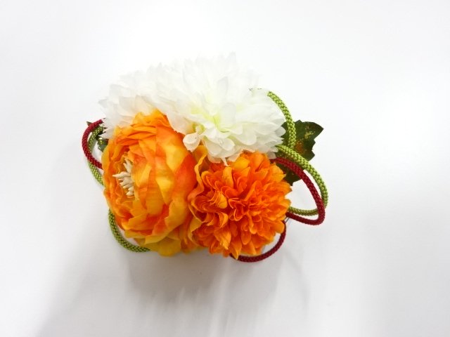 JAPANESE KIMONO / ANTIQUE HAIR ACCESSORY